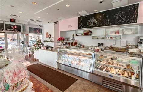 sweet t's bakeshop|sweet t's arlington heights il.